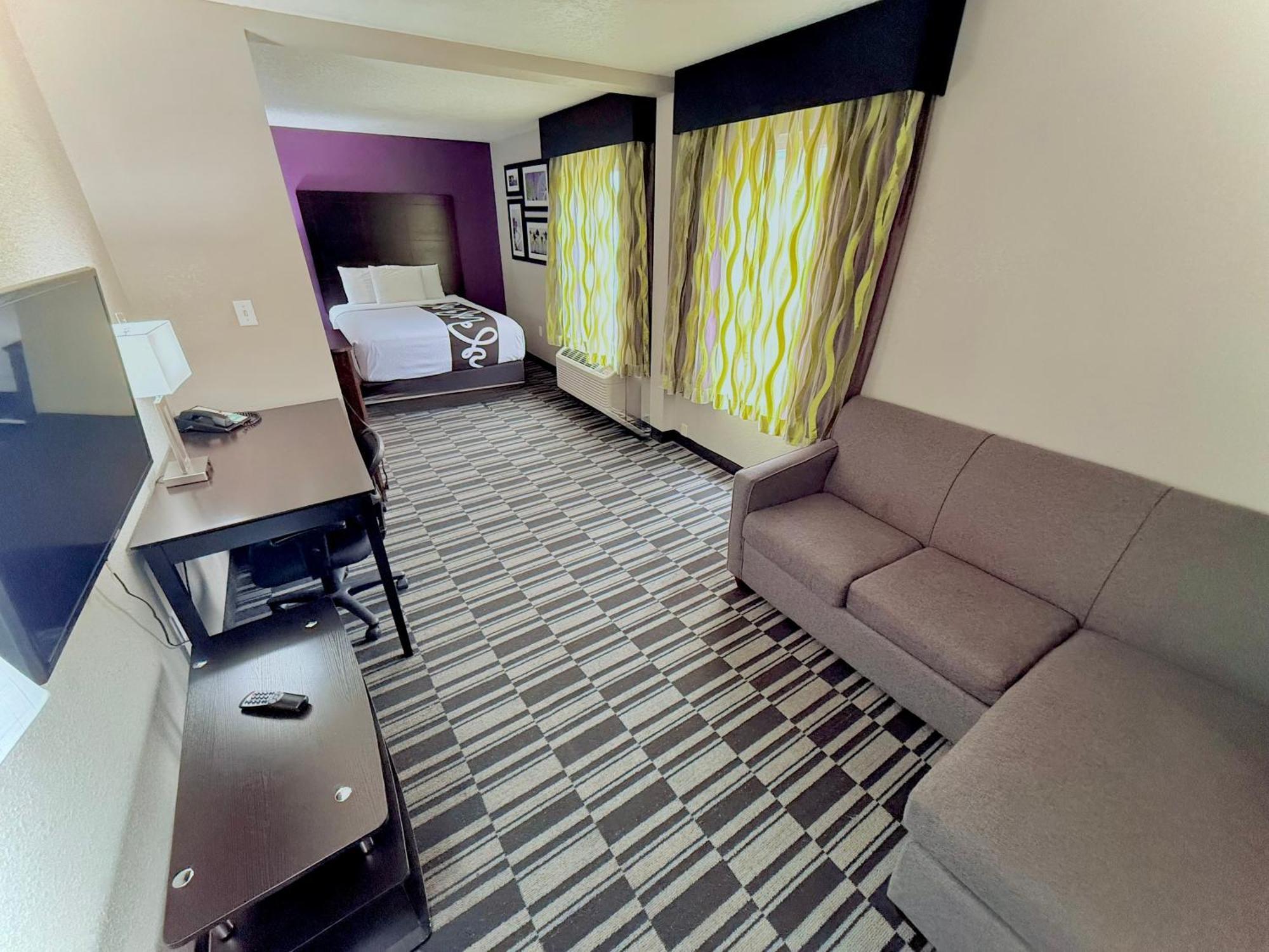 La Quinta By Wyndham Orlando Universal Area - Free Shuttle To Universal Екстериор снимка