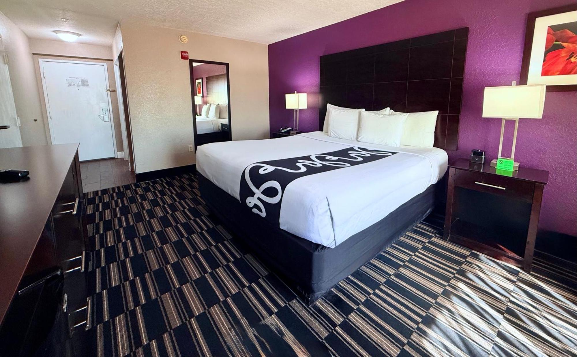 La Quinta By Wyndham Orlando Universal Area - Free Shuttle To Universal Екстериор снимка