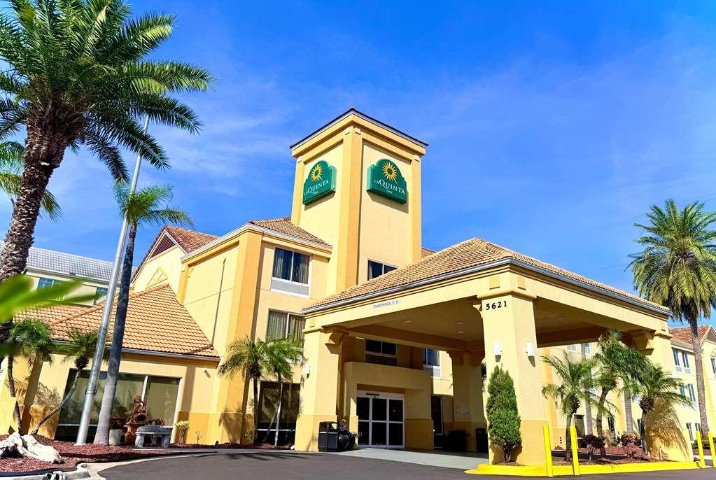 La Quinta By Wyndham Orlando Universal Area - Free Shuttle To Universal Екстериор снимка